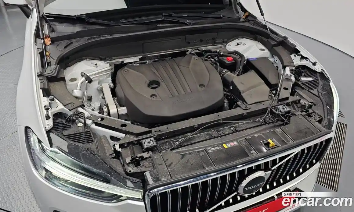 Volvo XC60 2024 2.0 гидро в Москве № 164252, фото 6