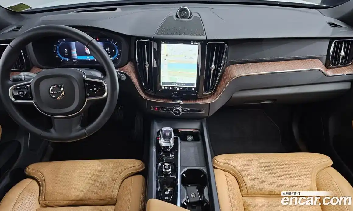 Volvo XC60 2024 2.0 гидро в Москве № 164252, фото 7