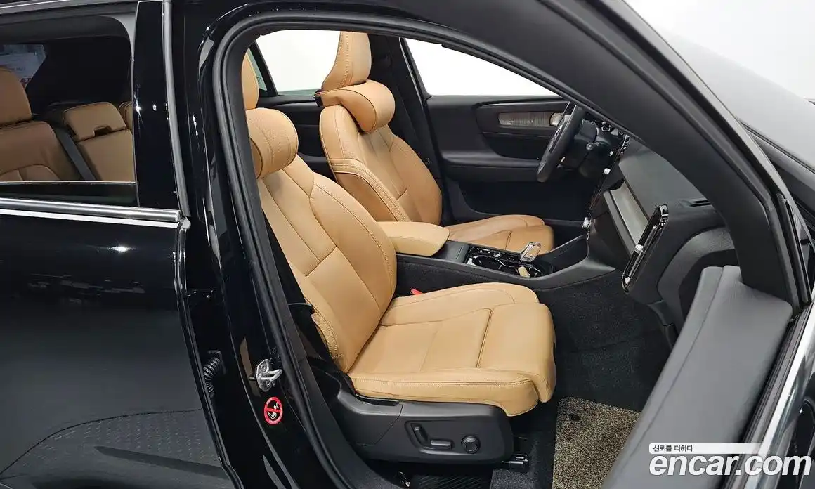 Volvo XC40 2020 2.0 гидро в Москве № 164473, фото 10