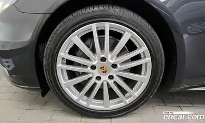 Porsche Panamera 2018 3.0 гидро в Москве № 165541, миниатюра 5
