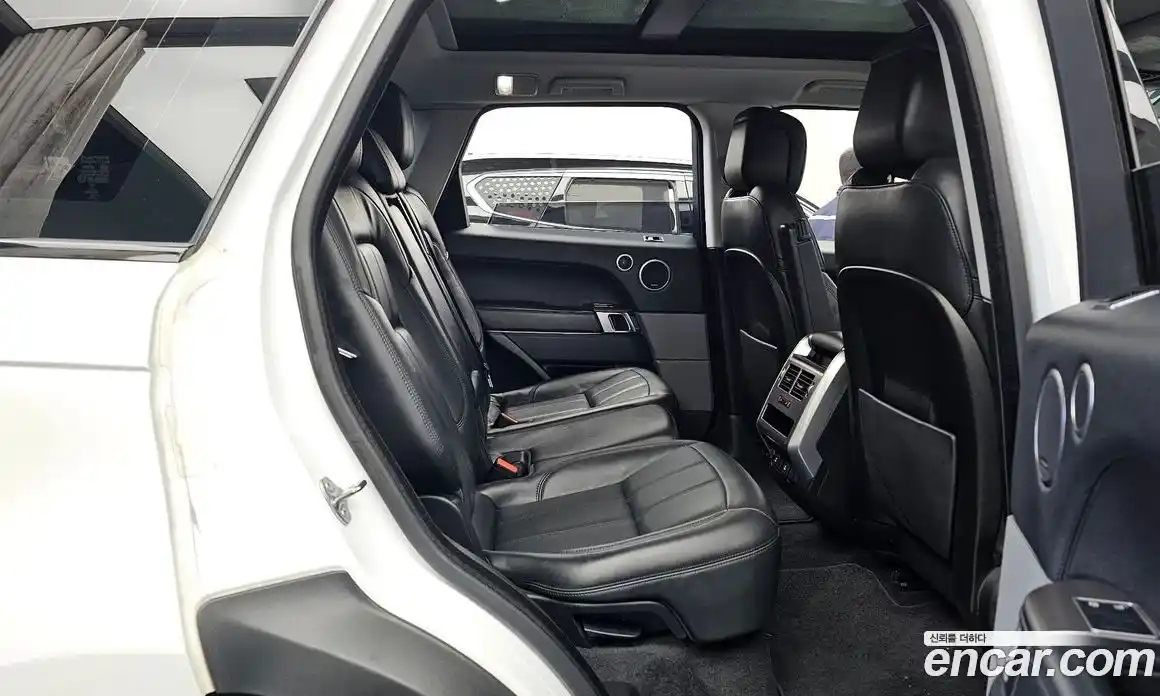 Land Rover Range-Rover Sport 2018 3.0 гидро в Москве № 166672, фото 12
