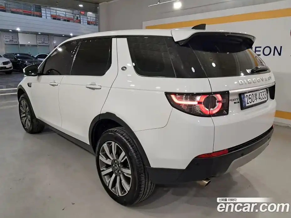 Land Rover Discovery Sport 2019 2.0 гидро в Москве № 166872, фото 5