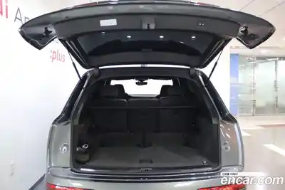Audi Q7 2025 3.0 гидро в Москве № 1691339, миниатюра 11