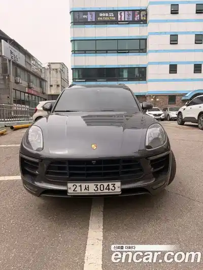 Porsche Macan, 2018