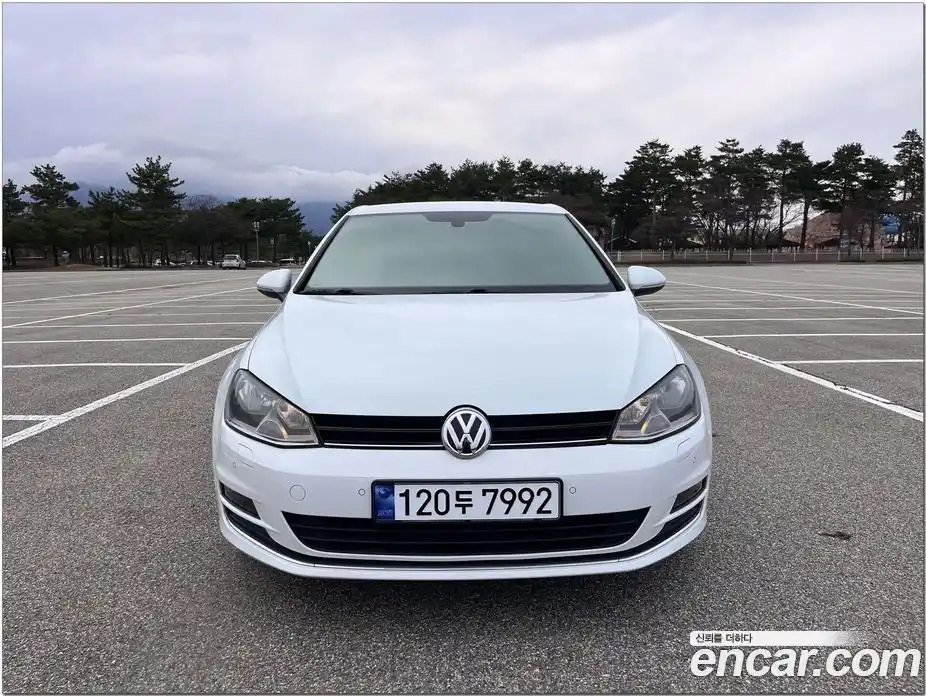 Volkswagen Golf 2014 1.6 гидро в Москве № 169243, фото 2