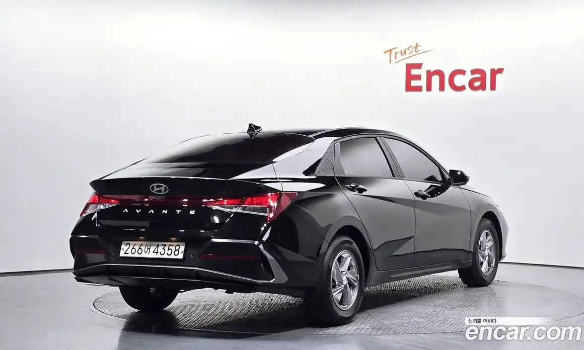 Hyundai Avante 2024 1.6 гидро в Москве № 1757399, фото 2