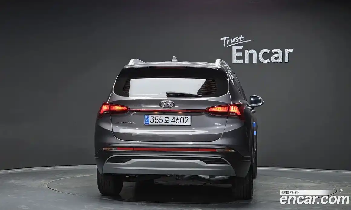 Hyundai Santa Fe 2022 2.2 гидро в Москве № 1757705, фото 4