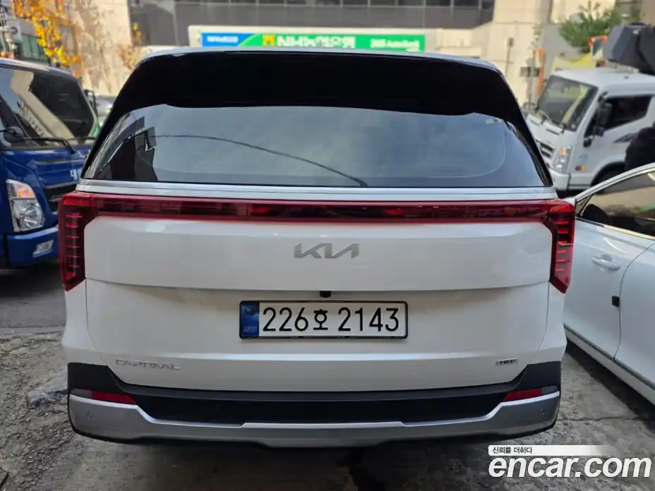 Kia Canival 2025 1.6 гидро в Москве № 1758013, фото 4