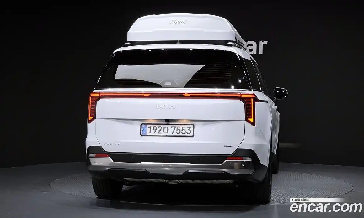 Kia Canival 2024 1.6 гидро в Москве № 1758530, фото 4