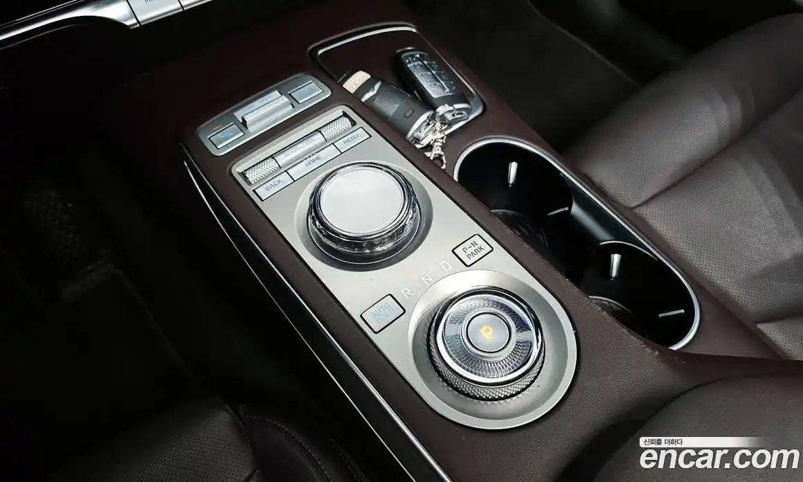 Genesis GV70 2021 2.2 гидро в Москве № 1758686, фото 9