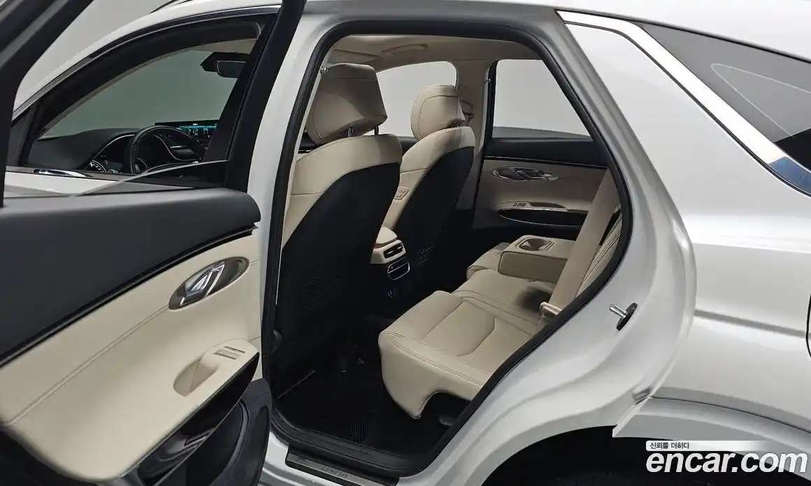 Genesis GV70 2022 2.5 гидро в Москве № 1758691, фото 11