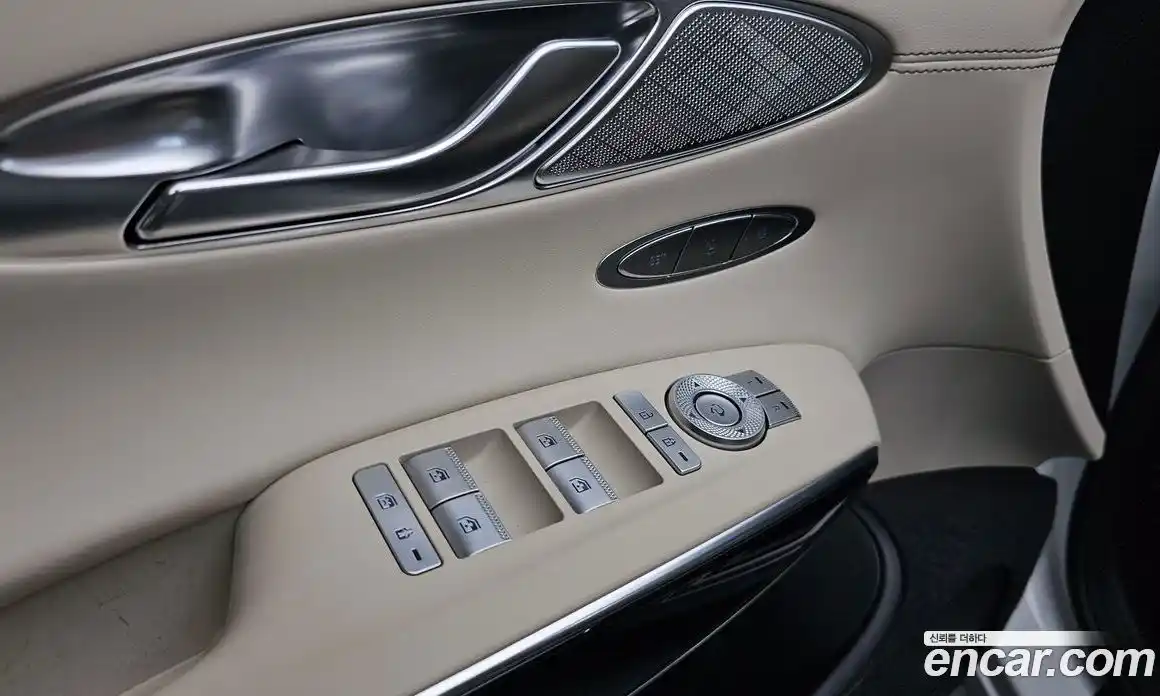 Genesis GV70 2022 2.5 гидро в Москве № 1758691, фото 17