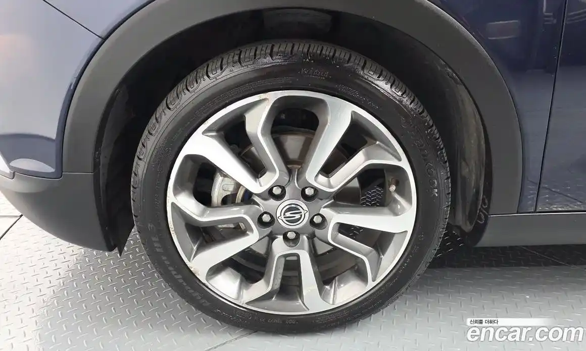 SsangYong TIBOLI 2016 1.6 гидро в Москве № 1759504, фото 5