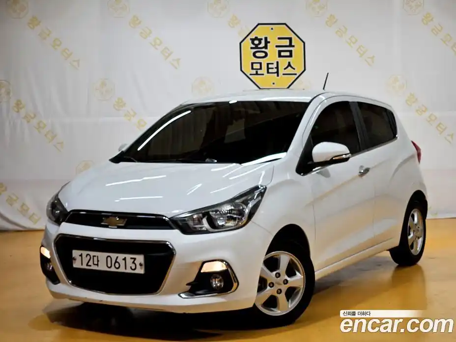 Chevrolet Spark 2016 1.0 гидро в Москве, фото 1