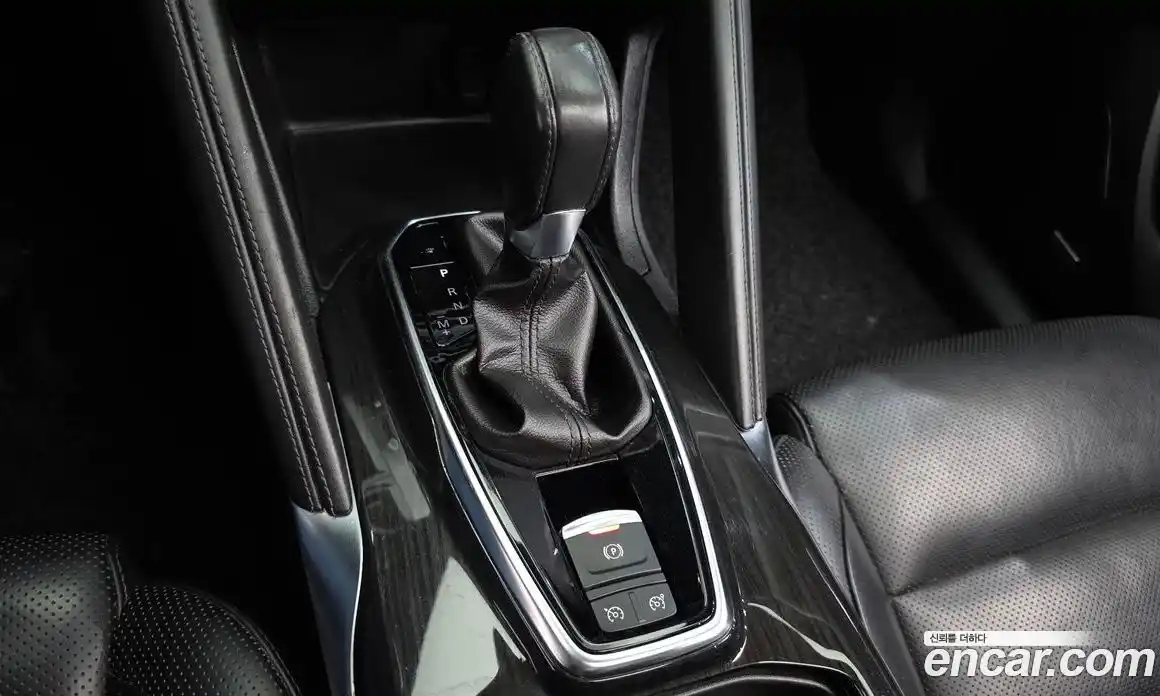 Renault QM6 2018 2.0 гидро в Москве № 1761280, фото 9