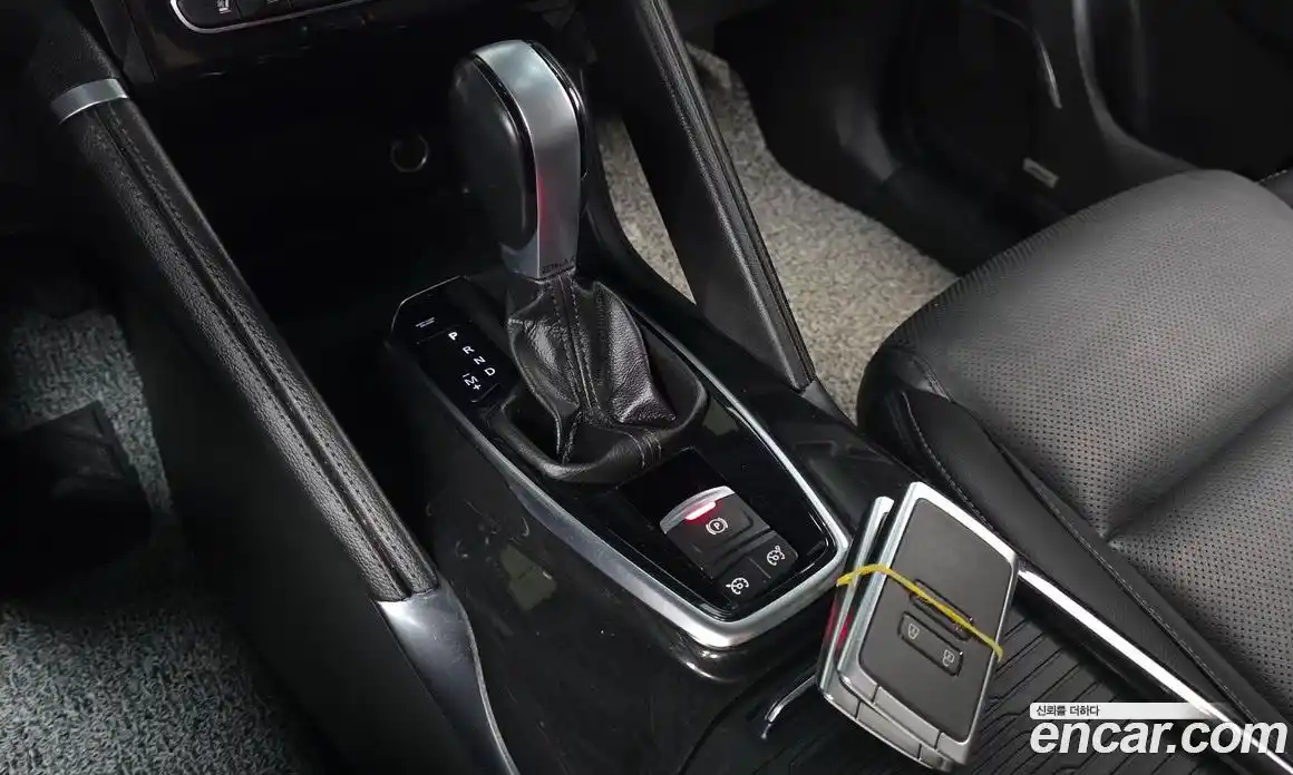 Renault QM6 2018 2.0 гидро в Москве № 1761564, фото 9