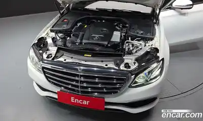 Mercedes-Benz E-Class 2018 2.0 гидро в Москве № 1762480, миниатюра 6