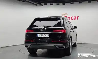 Audi Q7 2023 3.0 гидро в Москве № 1762901, миниатюра 4