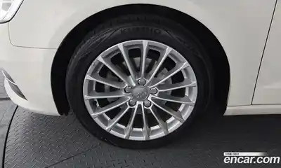 Audi A3 2015 2.0 гидро в Москве № 1763280, миниатюра 5