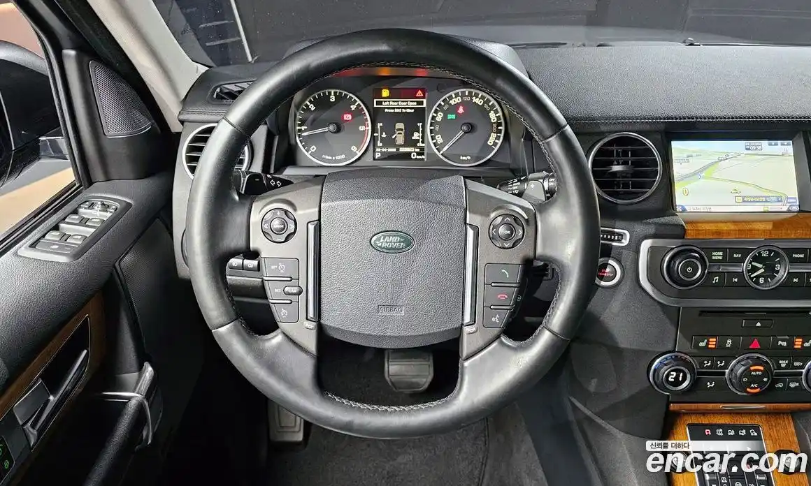 Land Rover Discovery 2015 3.0 гидро в Москве № 1764149, фото 15