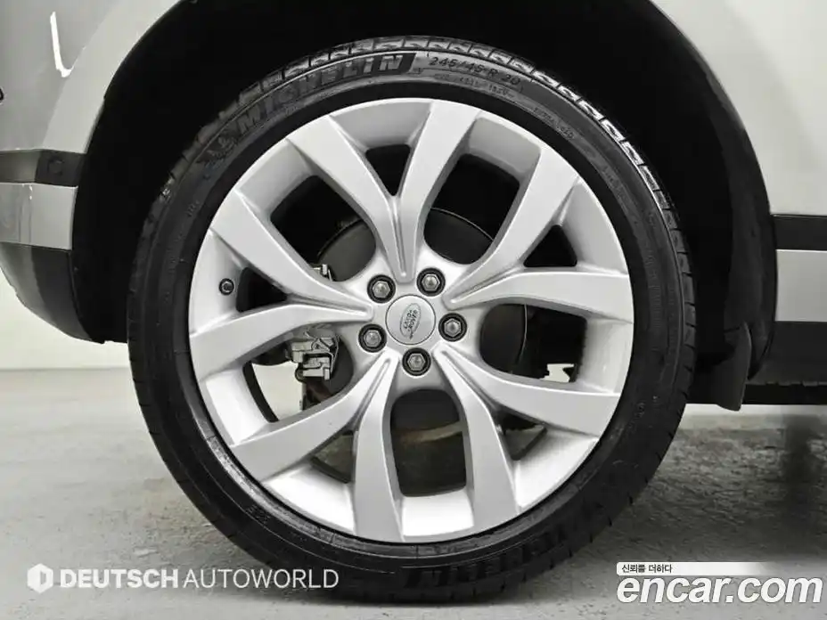 Land Rover Range-Rover Evoque 2020 2.0 гидро в Москве № 1764167, фото 5