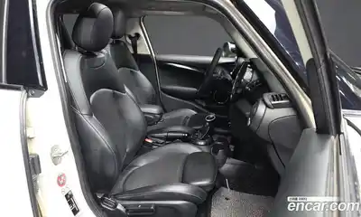 Mini Cooper 2016 1.5 гидро в Москве № 1764627, миниатюра 11