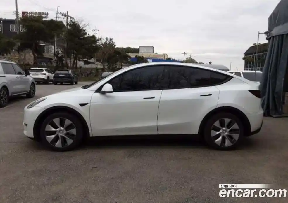 Tesla Model Y 2022 0.1 гидро в Москве № 1764799, фото 5