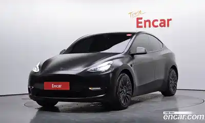 Tesla Model Y Long Range AWD