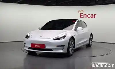 Tesla Model 3 Long Range AWD