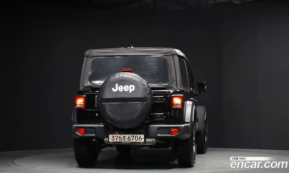 Jeep Wrangler 2019 2.0 гидро в Москве № 1766183, фото 4