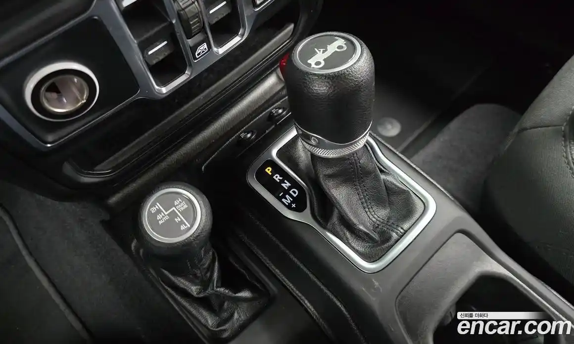 Jeep Wrangler 2019 2.0 гидро в Москве № 1766183, фото 9