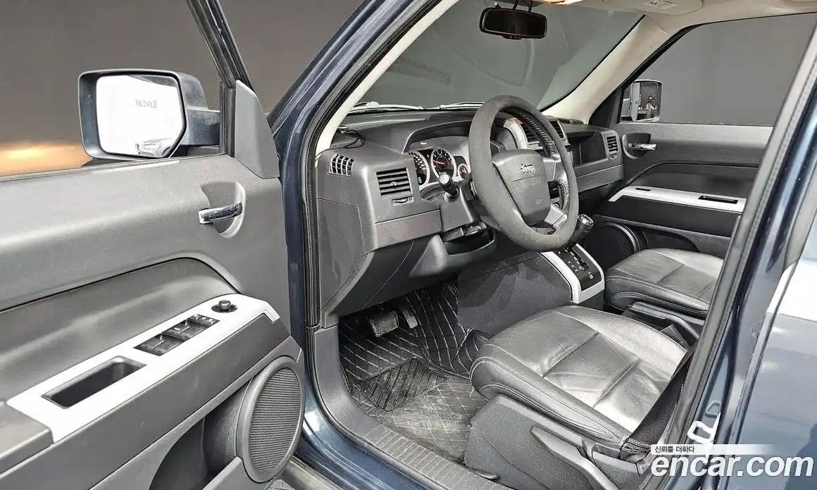 Jeep Patriot 2008 2.4 гидро в Москве № 1766387, фото 10
