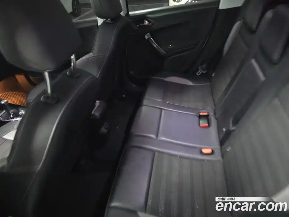 Peugeot 2008 2015 1.6 гидро в Москве № 1771061, фото 12