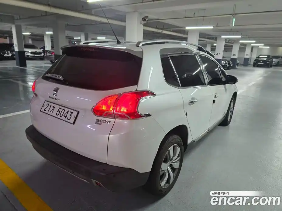 Peugeot 2008 2015 1.6 гидро в Москве № 1771061, фото 9