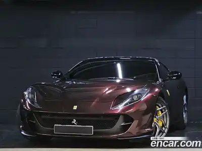 Ferrari 812