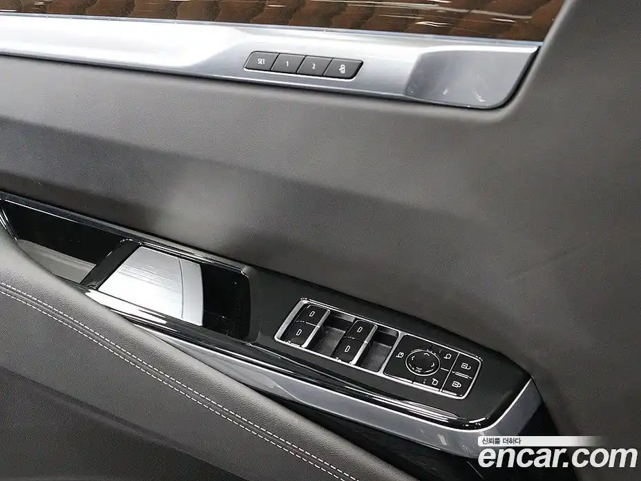 Cadillac Escalade 2025 6.2 гидро в Москве № 1771680, фото 9