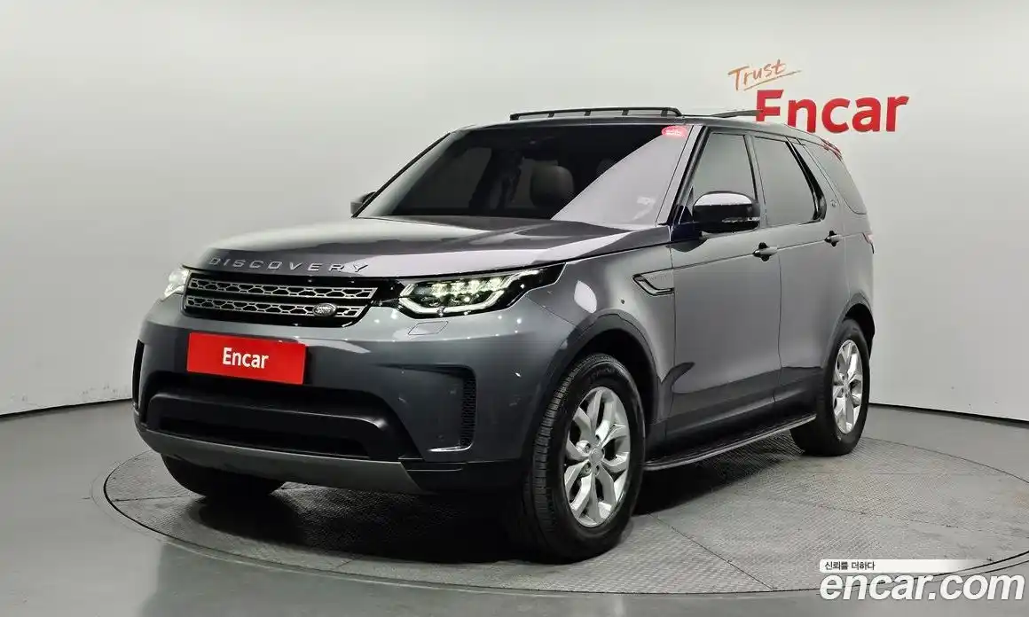Land Rover Discovery 2018 2.0 гидро в Москве № 198256, фото 1