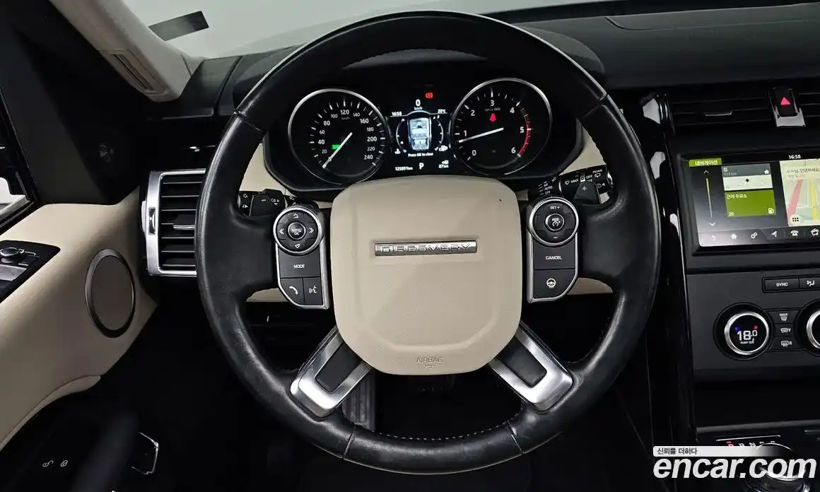Land Rover Discovery 2018 2.0 гидро в Москве № 198256, фото 17