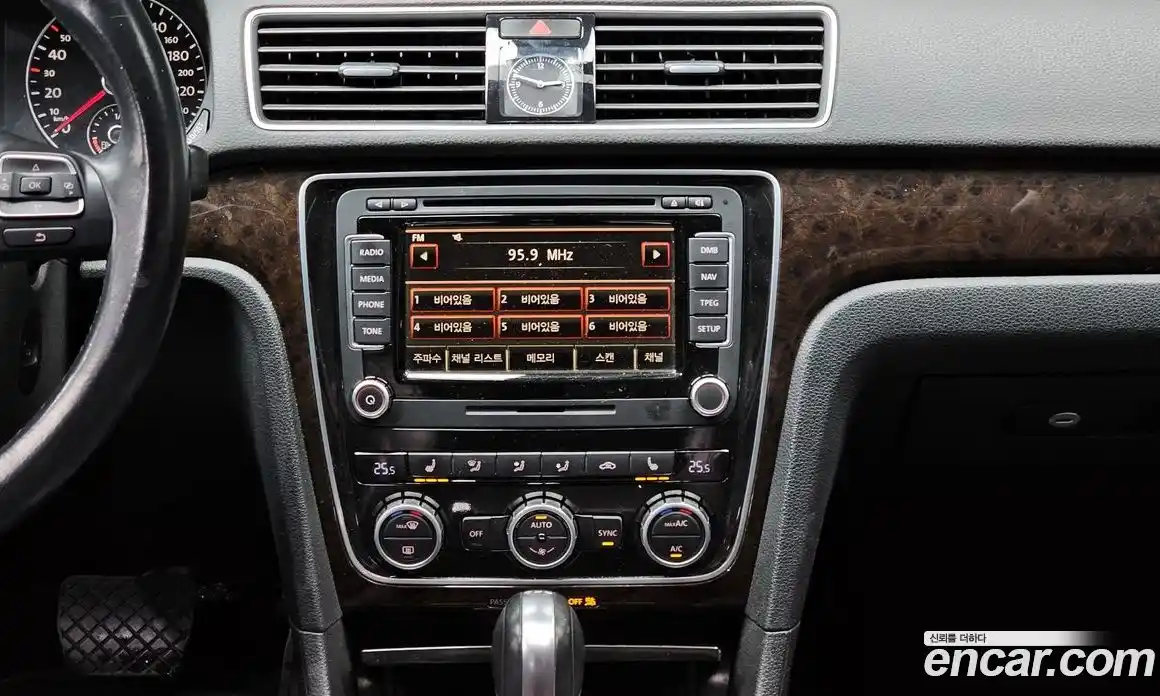 Volkswagen Passat 2015 2.0 гидро в Москве № 199289, фото 14