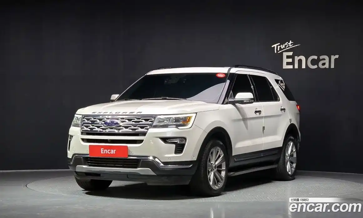 Ford Explorer 2018 2.3 гидро в Москве № 199790, фото 1