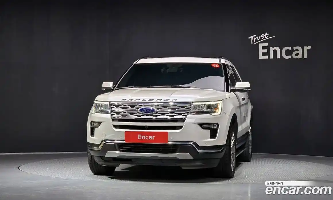 Ford Explorer 2018 2.3 гидро в Москве № 199790, фото 3