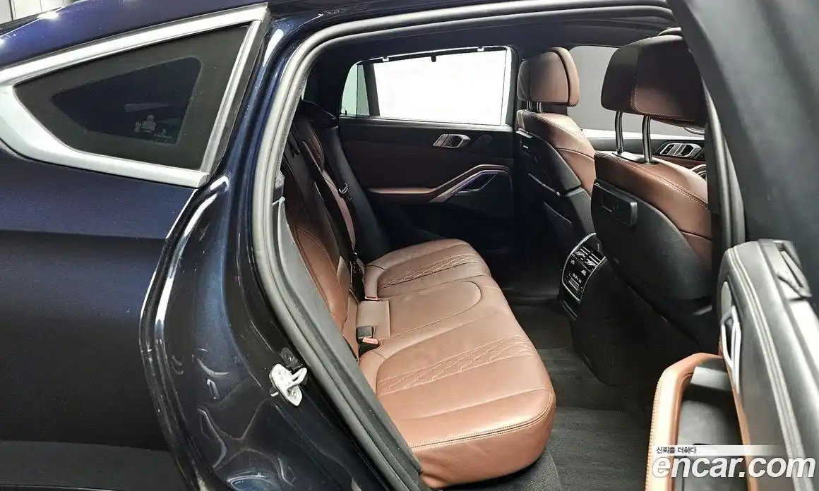 BMW X6 2023 3.0 гидро в Москве № 210710, фото 11