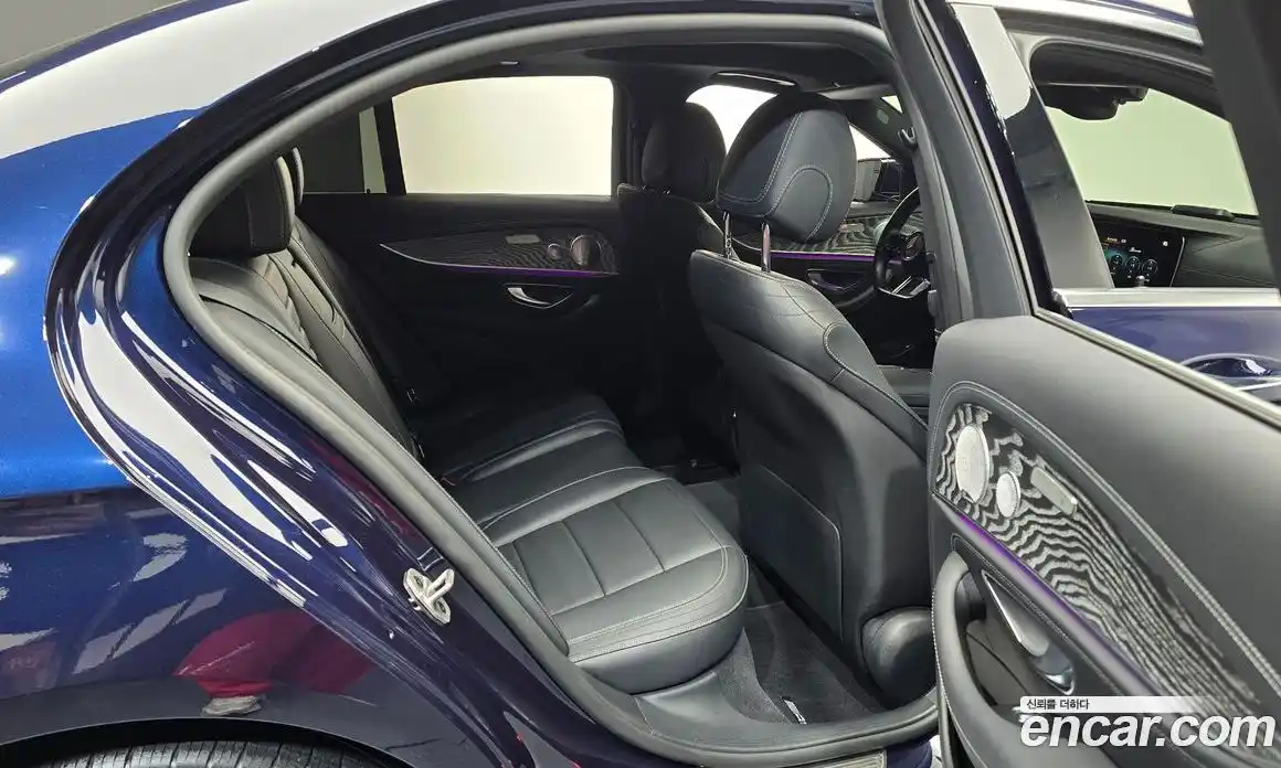 Mercedes-Benz E-Class 2020 2.0 гидро, фото 12