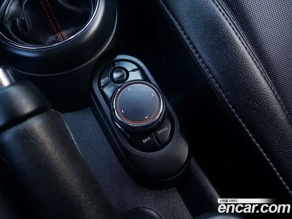 Mini Cooper 2018 2.0 гидро в Москве № 214435, фото 14