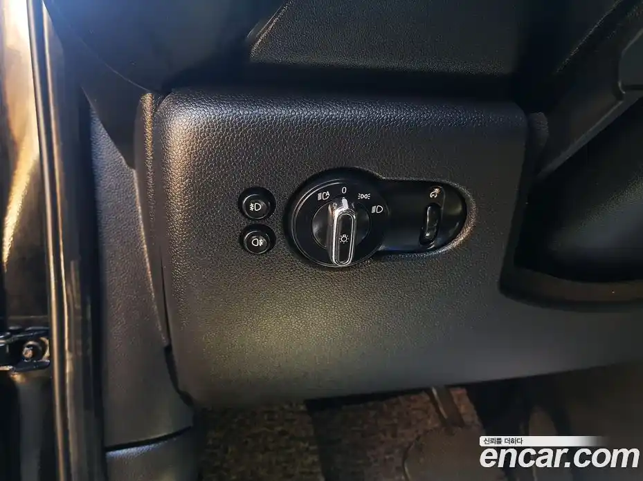 Mini Cooper 2018 2.0 гидро в Москве № 214435, фото 17