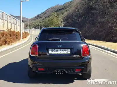 Mini Cooper 2018 2.0 гидро в Москве № 214435, миниатюра 5