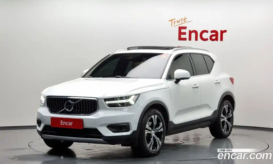 Volvo XC40 2021 2.0 гидро в Москве № 228592, фото 1