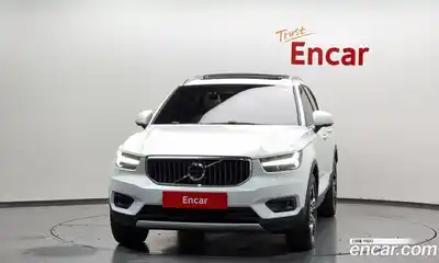 Volvo XC40 2021 2.0 гидро в Москве № 228592, миниатюра 3