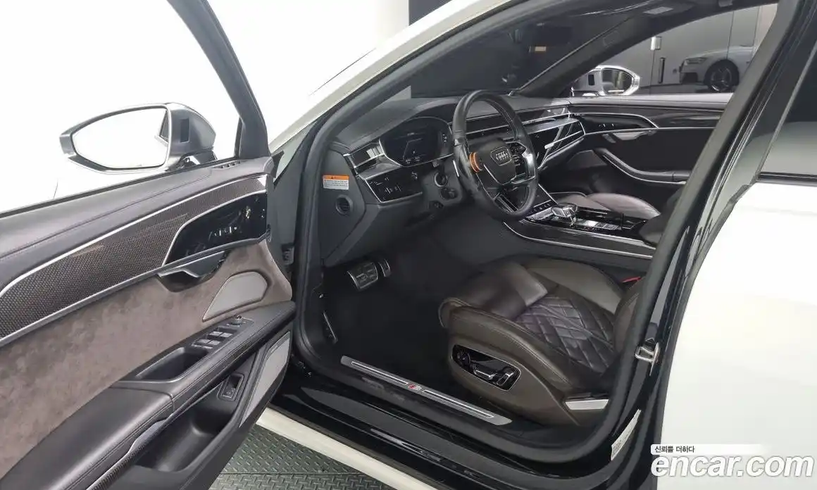 Audi S8 2020 4.0 гидро в Москве № 229759, фото 11