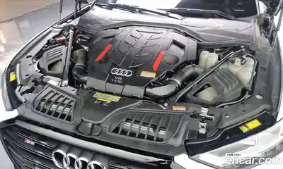 Audi S8 2020 4.0 гидро в Москве № 229759, миниатюра 6